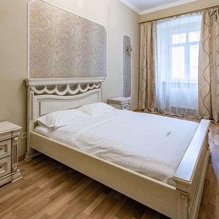 Apartmán Romari Сербська 9 Lvov Exteriér fotografie