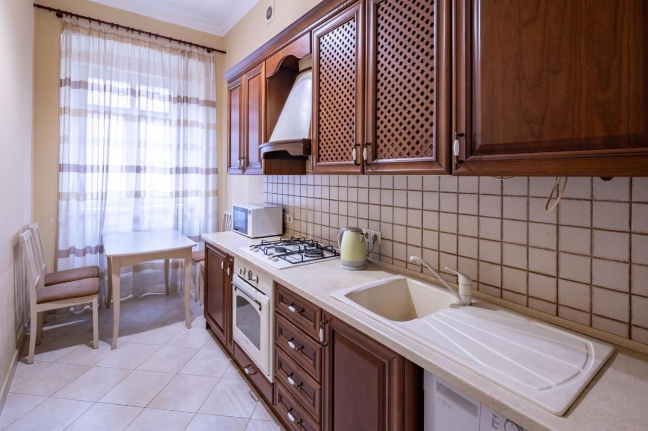 Apartmán Romari Сербська 9 Lvov Exteriér fotografie